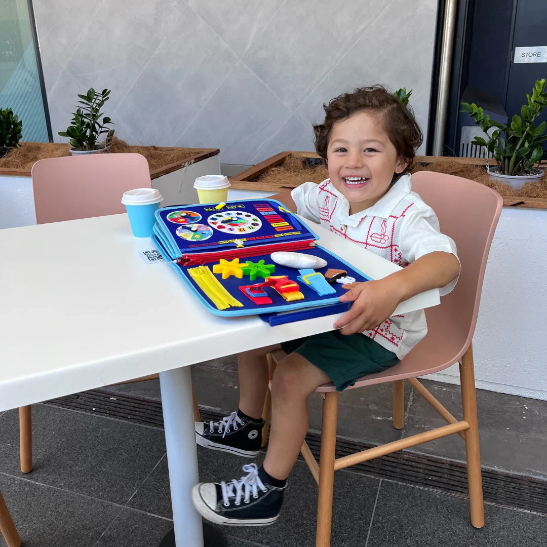 Montessori Activiteitenboek™ – Ontdek, speel & groei