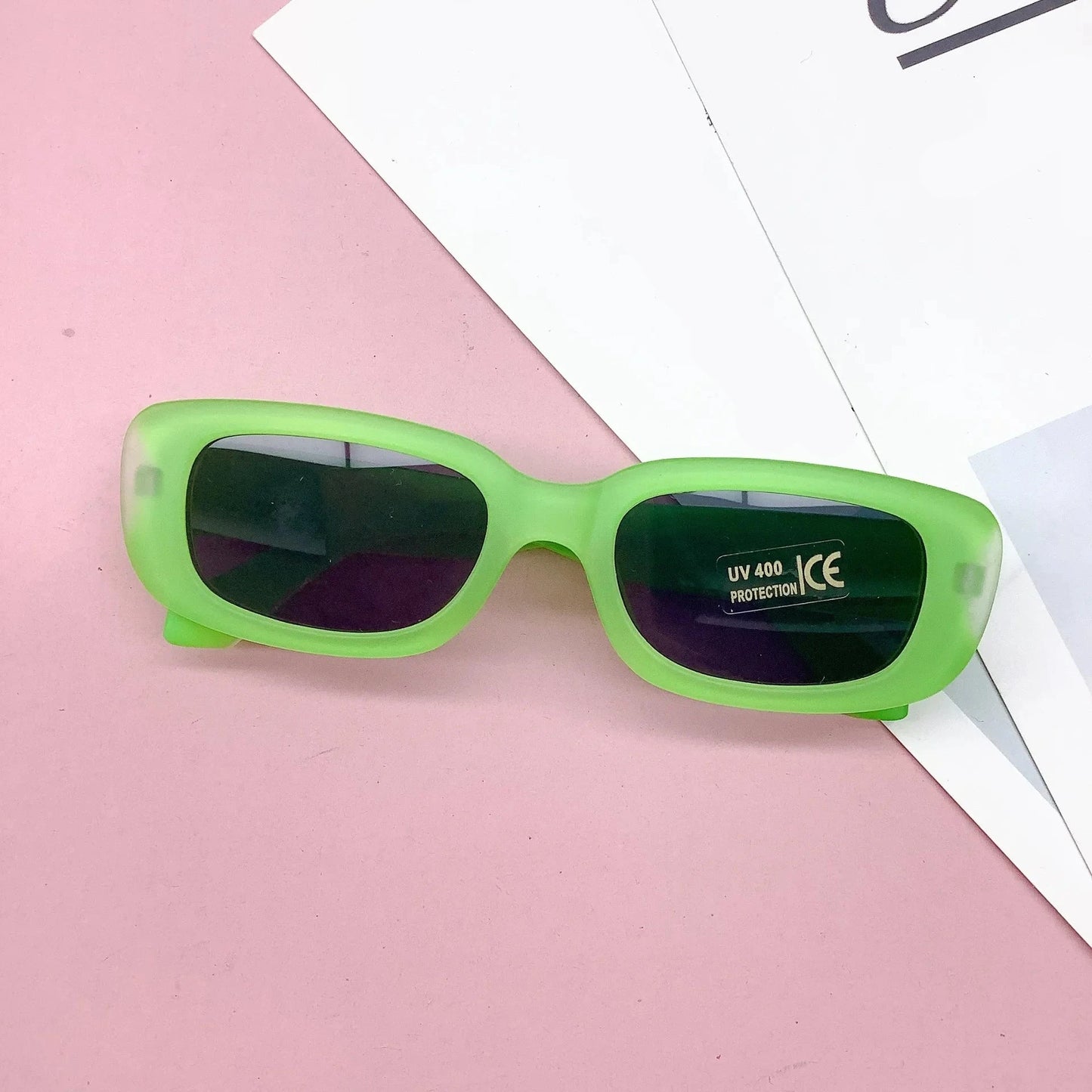 SunnyPop™ | Vintage Kinderzonnebril – UV400 bescherming in stijl